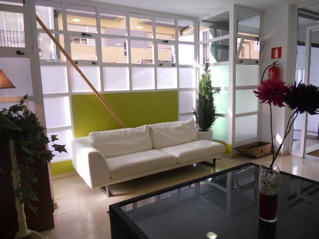 Albergue La Estacion ซานติอาโก เด กอมโปสเตลา ภายนอก รูปภาพ