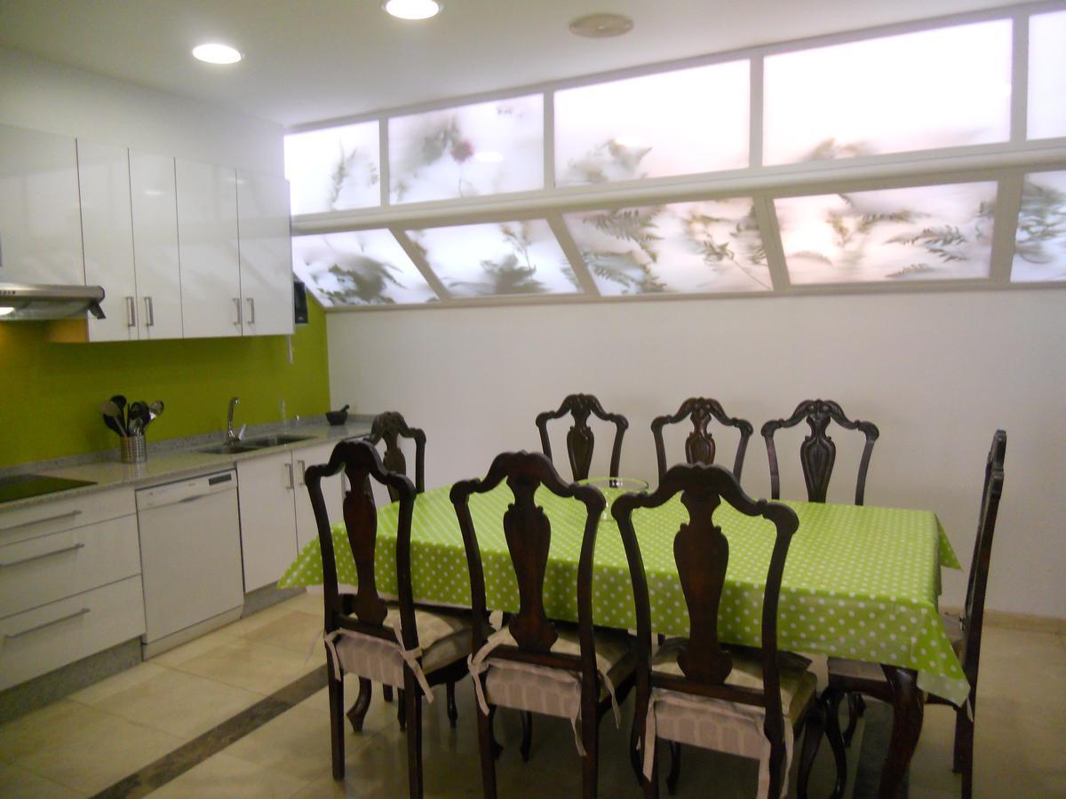 Albergue La Estacion ซานติอาโก เด กอมโปสเตลา ภายนอก รูปภาพ